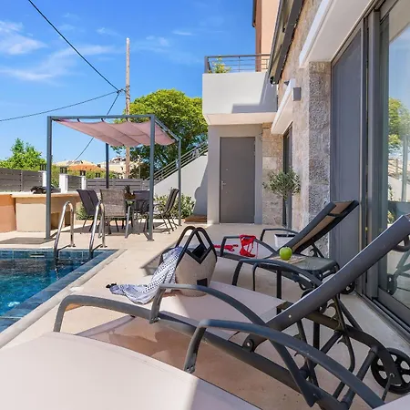 Argeno Apartament